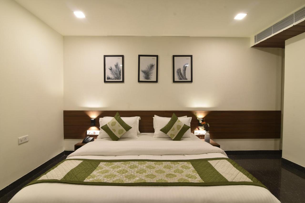 Hotel Clove Bijāpur Exterior foto