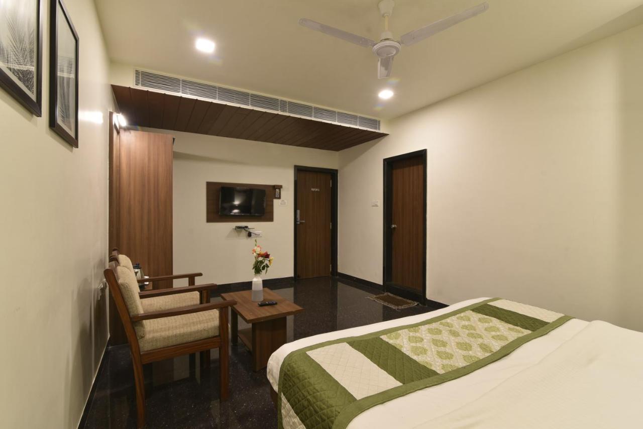Hotel Clove Bijāpur Exterior foto