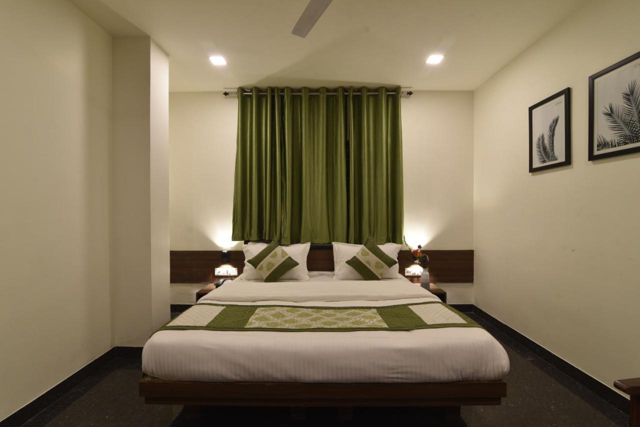 Hotel Clove Bijāpur Exterior foto