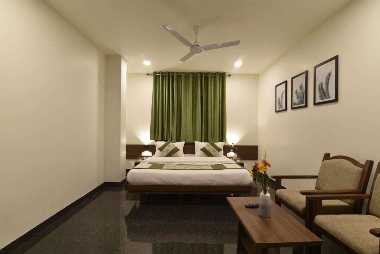 Hotel Clove Bijāpur Exterior foto